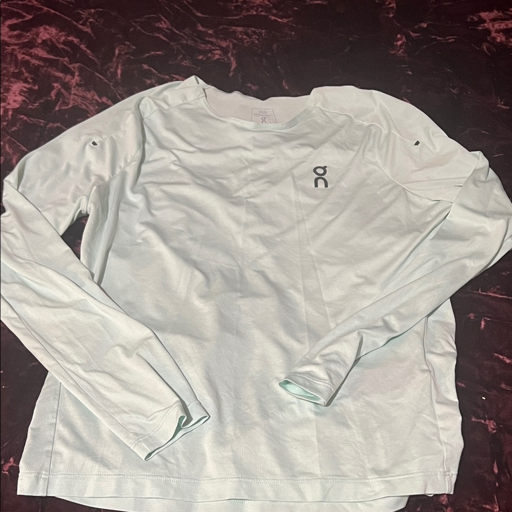 On Running Men's Light Green Long Sleeve Tee